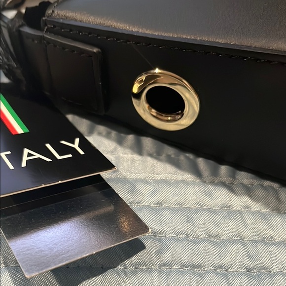 Black Crescent Hobo Bag with Adjustable Strap - Picture 4 of 8